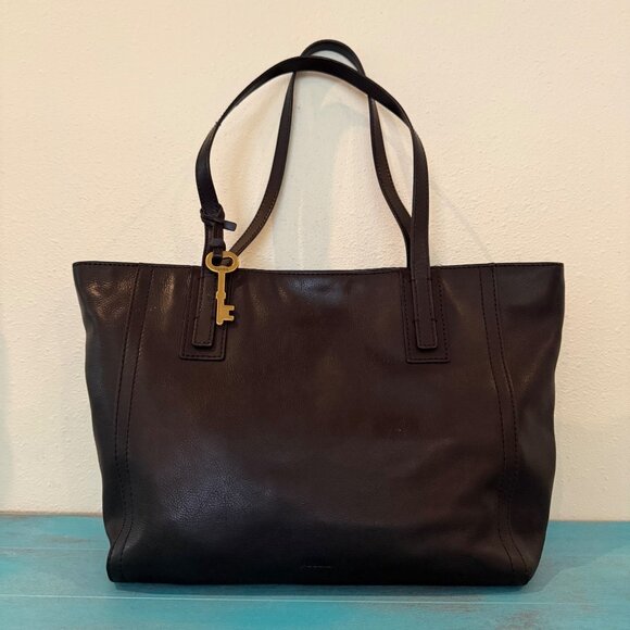 Fossil Black Leather Tote Bag With Key Charm & Dual Handles Purse - Picture 1 of 11